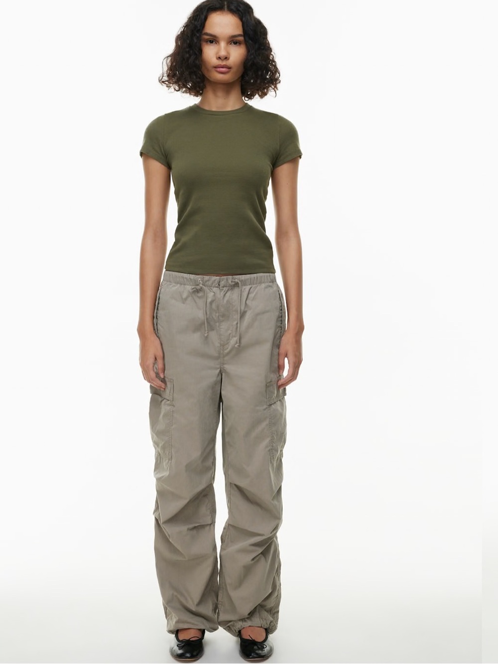 Aritzia TNA Taupe Squad Pocket Parachute Pants, Size XL, NWT